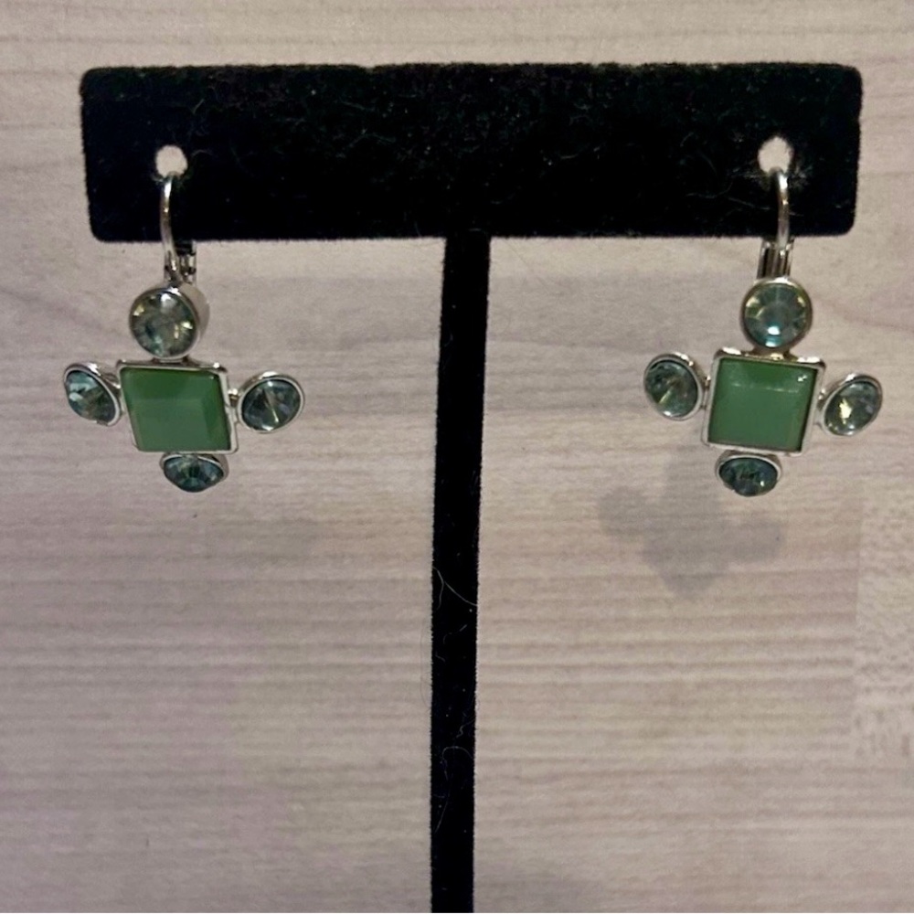 Elegant Green Silver Earrings